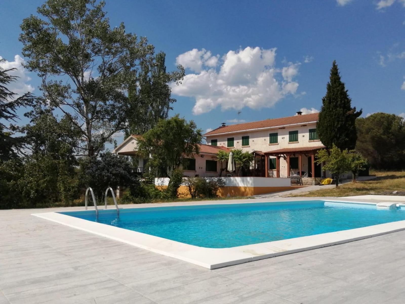 La Casa Del Ingles - Robledillo De La Jara Villa Exteriör bild