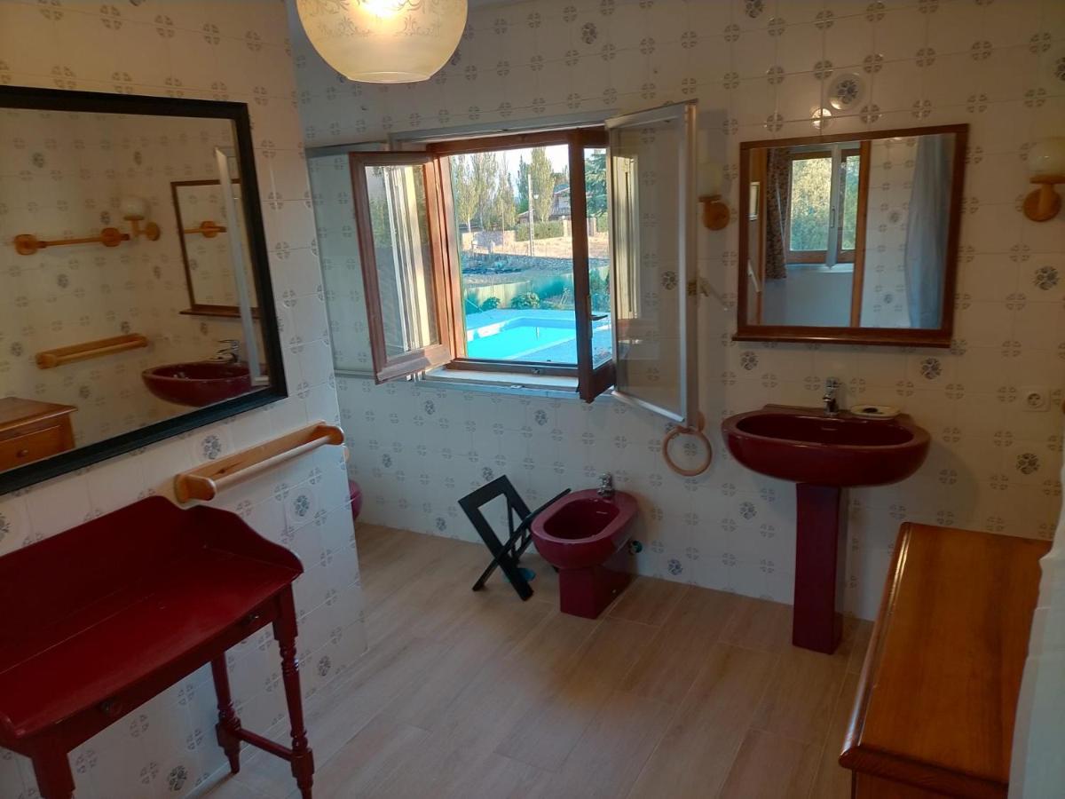 La Casa Del Ingles - Robledillo De La Jara Villa Exteriör bild