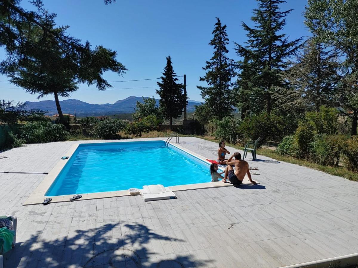 La Casa Del Ingles - Robledillo De La Jara Villa Exteriör bild
